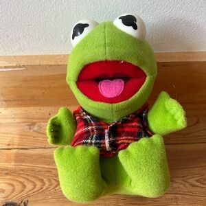 Vintage Kermit the frog stuffed animal - plushie